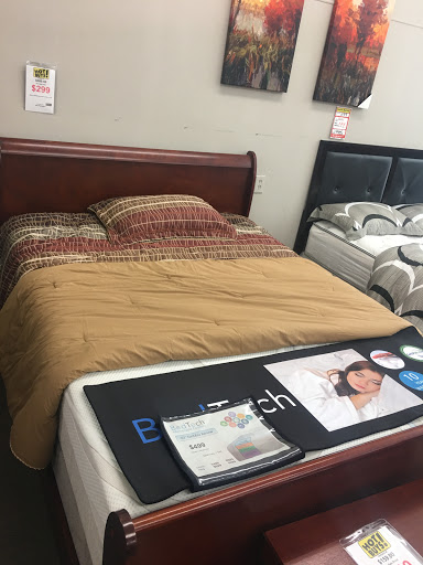 Shopping Mall «New London Plaza Shopping Center», reviews and photos, 2296 Henry Clower Blvd SW, Snellville, GA 30078, USA