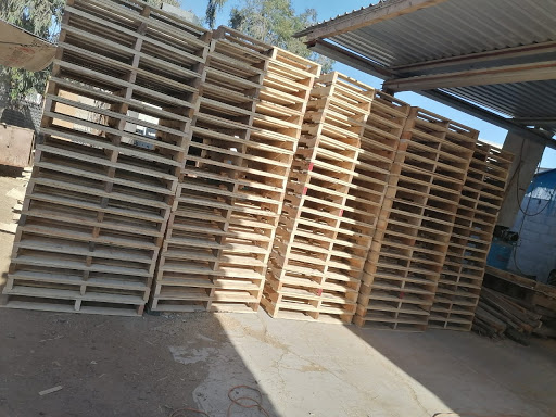 Hardwood pallets