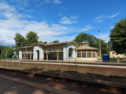 Asaru dzelzcela stacija