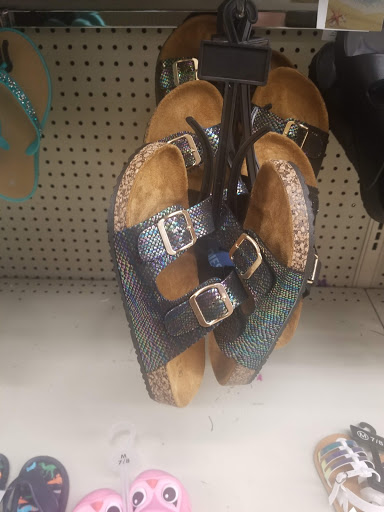 Discount Store «Big Lots», reviews and photos, 726 E Main St, Lebanon, OH 45036, USA