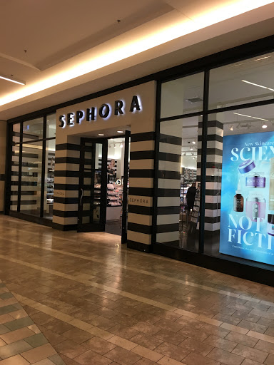 Cosmetics Store «SEPHORA», reviews and photos, 616 Southcenter Mall, Tukwila, WA 98188, USA