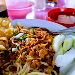Pangsit Mie Ayam Pak Min