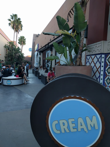 Ice Cream Shop «CREAM Irvine Spectrum», reviews and photos, 640 Spectrum Center Dr, Irvine, CA 92618, USA