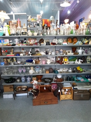 FRENCH CREEK ANTIQUES