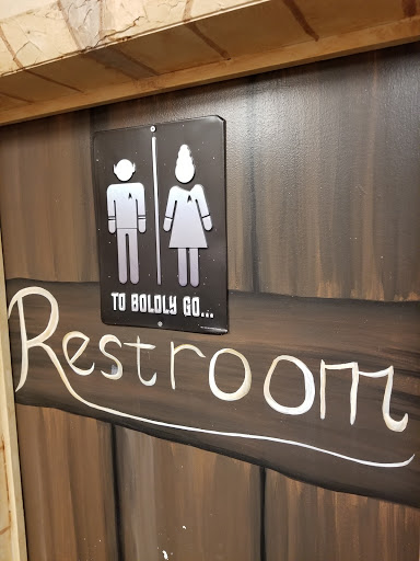 Used Book Store «Fenwick Street Used Books & Music», reviews and photos, 41655 Fenwick St, Leonardtown, MD 20650, USA