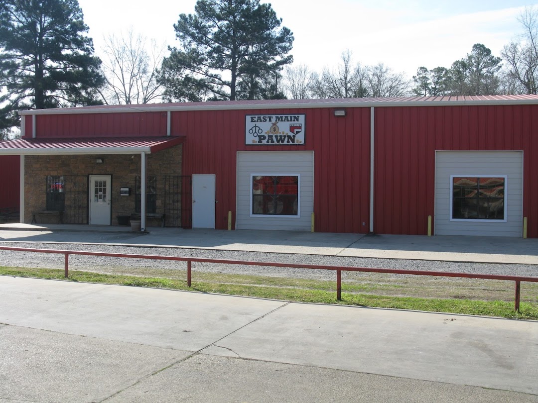 East Main Pawn