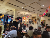 Atmosphère du Restaurant Les Gens Heureux à Tours - n°7