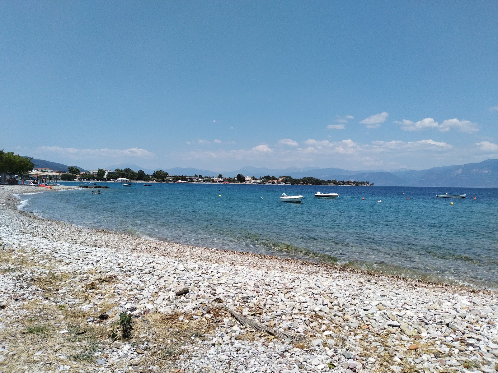 Foto von Selianitika beach II mit graue kiesel Oberfläche