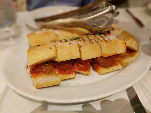 American Restaurant «Pinstripes», reviews and photos, 435 E Illinois St, Chicago, IL 60611, USA