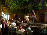 Atmosphère du Restaurant français L'incontournable à Aix-en-Provence - n°11