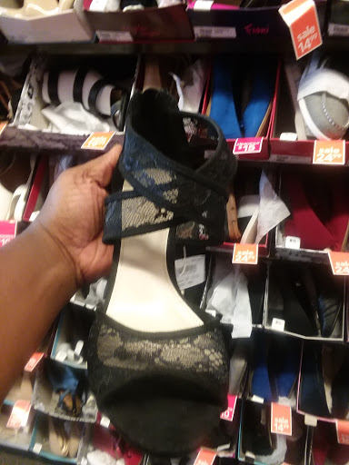 Shoe Store «Payless ShoeSource», reviews and photos, 8065 Florida Blvd, Baton Rouge, LA 70806, USA