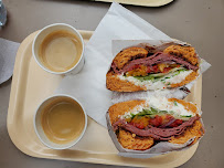 Sandwich au poulet du Restauration rapide BAGELSTEIN • Bagels & Coffee shop à Paris - n°16