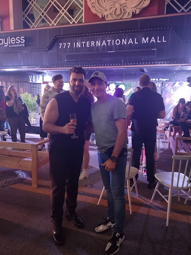 Shopping Mall «777 International Mall», reviews and photos, 145 E Flagler St, Miami, FL 33131, USA