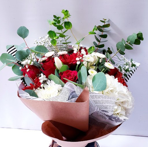 Florist «Louis Gardens Florist», reviews and photos, 1251 S Beach Blvd q, La Habra, CA 90631, USA