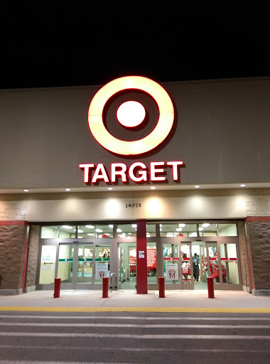 Department Store «Target», reviews and photos, 14075 Biscayne Blvd, North Miami Beach, FL 33181, USA