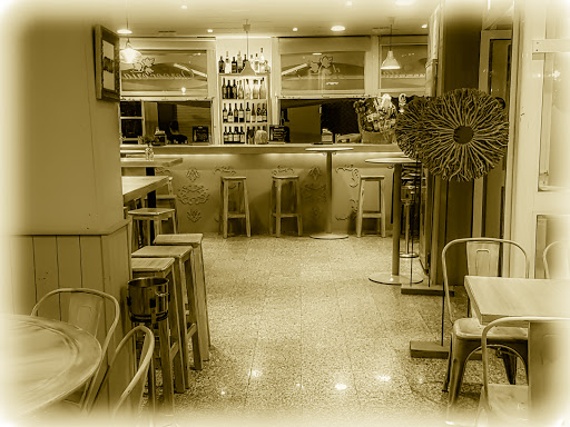 Información y opiniones sobre EL PEREJIL URBAN GRILL de Rota