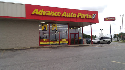 Auto Parts Store «Advance Auto Parts», reviews and photos, 990 S St Louis St, Batesville, AR 72501, USA