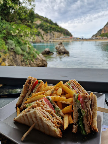 όρμος Αγίου Σπυρίδωνα, Παλαιοκαστρίτσα, Κερκυρα 490 83