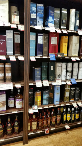 Liquor Store «Fine Wine & Good Spirits Premium Collection», reviews and photos, 5956 Centre Ave #201, Pittsburgh, PA 15206, USA