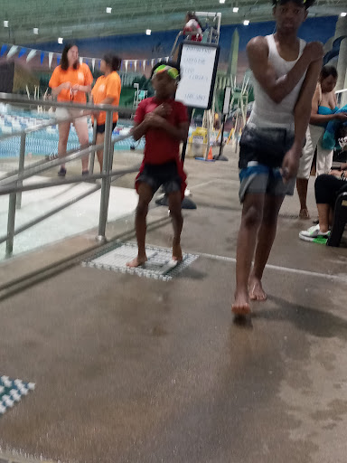 Gym «Lee District RECenter», reviews and photos, 6601 Telegraph Rd, Alexandria, VA 22310, USA