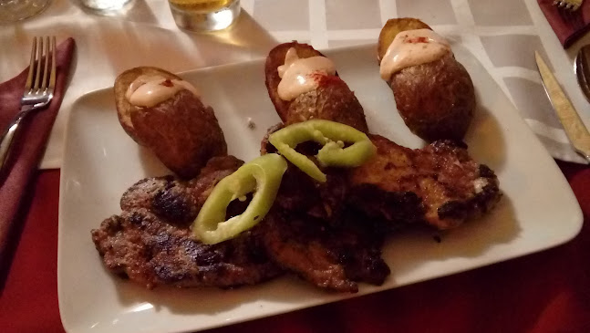 Opinii despre Bazsarózsa Fogadó Kft. în Kiskunmajsa - Étterem