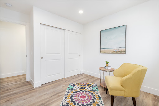 Rochelle Mort Home Staging and Interiors image