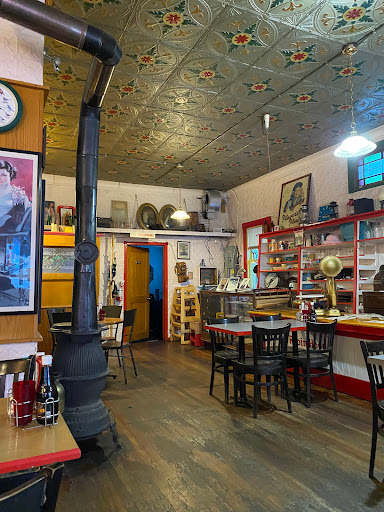 General Store «Clarkes General Store & Eatery», reviews and photos, 25760 S Beavercreek Rd, Beavercreek, OR 97004, USA