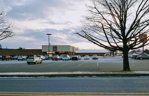 Supermarket «ALDI», reviews and photos, 3152 N Susquehanna Trail, Shamokin Dam, PA 17876, USA