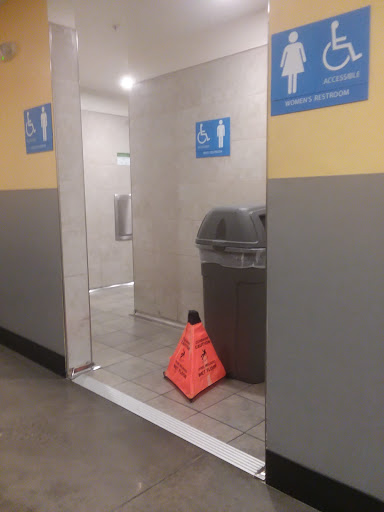 Supermarket «Walmart Neighborhood Market», reviews and photos, 820 E Belt Line Rd, Cedar Hill, TX 75104, USA