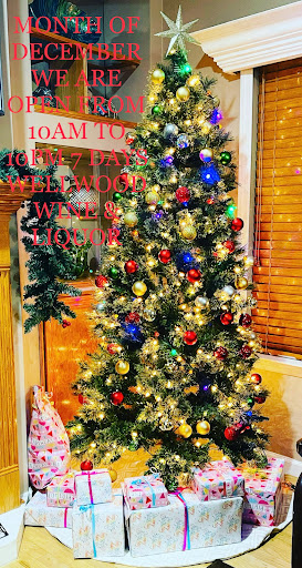 Liquor Store «Village Wine & Liquor Inc», reviews and photos, 161 N Wellwood Ave, Lindenhurst, NY 11757, USA