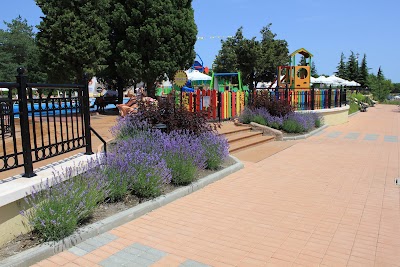 Photos of Ava Park