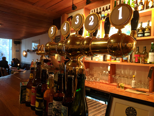 Kompasset Beer Bar in Copenhagen, Lyngby-Taarbæk