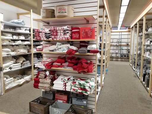 Shopping Mall «Stratford Square Mall», reviews and photos, 152 Stratford Dr, Bloomingdale, IL 60108, USA