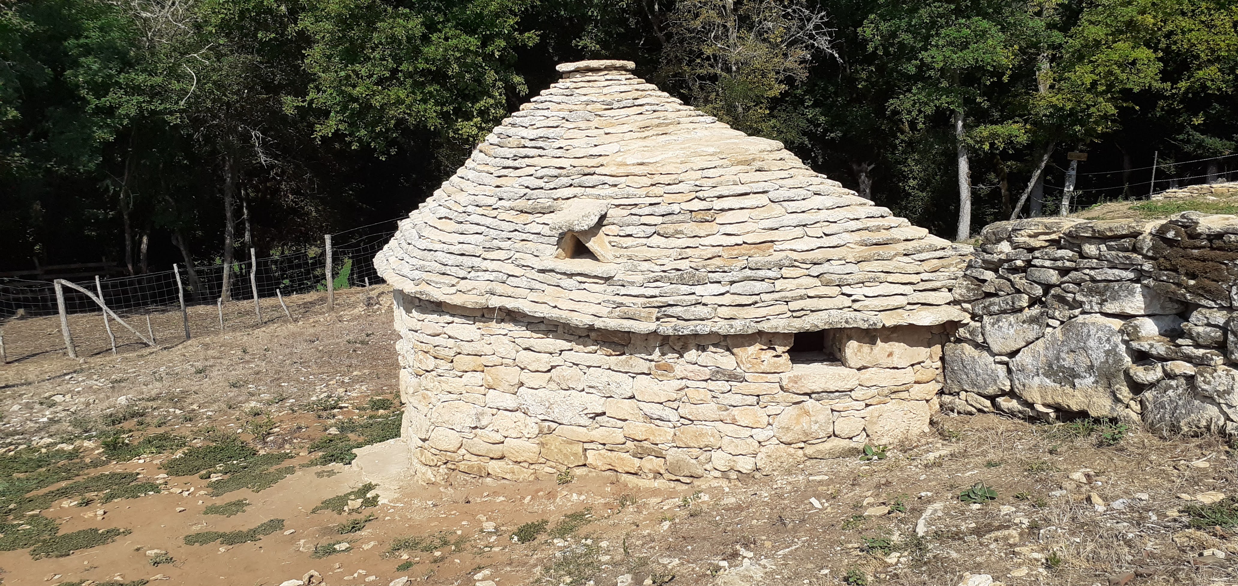 Photo n° 45 de l'avis de yves.a fait le 04/08/2022 à 14:23