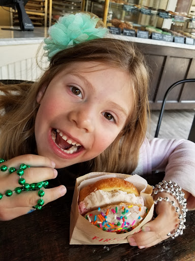 Donut Shop «Firecakes Donuts», reviews and photos, 2453 N Clark St, Chicago, IL 60657, USA