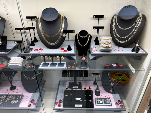 Pawn Shop «Cash Money Pawn & Gun», reviews and photos, 5015 Portsmouth Blvd, Portsmouth, VA 23701, USA