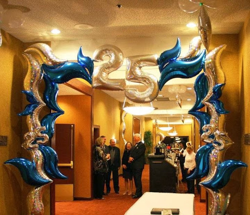 Paradise Balloon Designs image