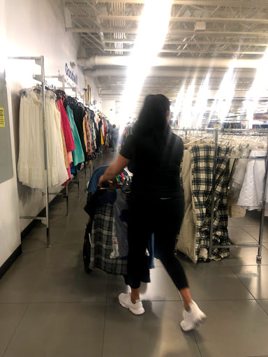 Thrift Store «Goodwill», reviews and photos, 4410 W 16th Ave, Hialeah, FL 33012, USA