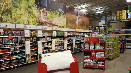 Pet Supply Store «PetSmart», reviews and photos, 9921 Pulaski Hwy, Baltimore, MD 21220, USA