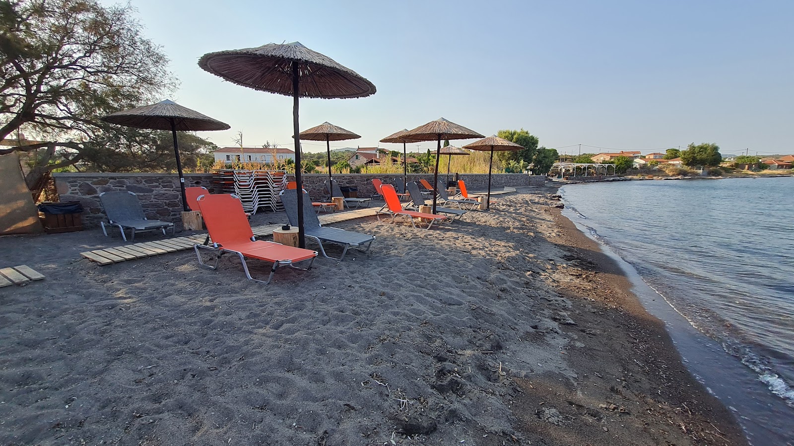 Foto von Paralia Aspropotamos - empfohlen für Familienreisende mit Kindern
