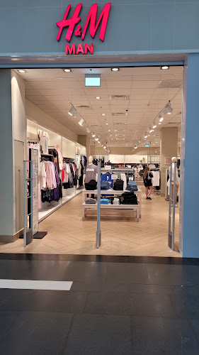 H&M