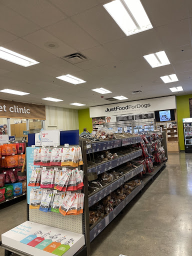 Pet Supply Store «Petco Animal Supplies», reviews and photos, 1530 Black Lake Blvd SW D, Olympia, WA 98502, USA