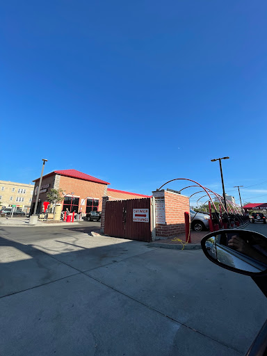 Car Wash «Express Car Wash», reviews and photos, 5949 N Ridge Ave, Chicago, IL 60660, USA