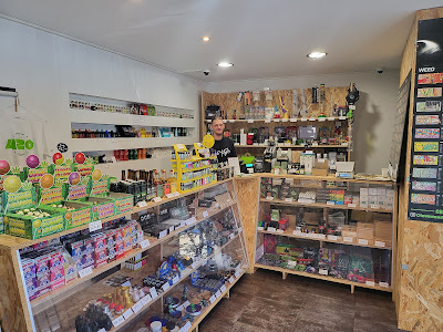 CBD SALON DE PROVENCE - LOVE CBD - 7j/7 - 24h/24 à Salon-de-Provence