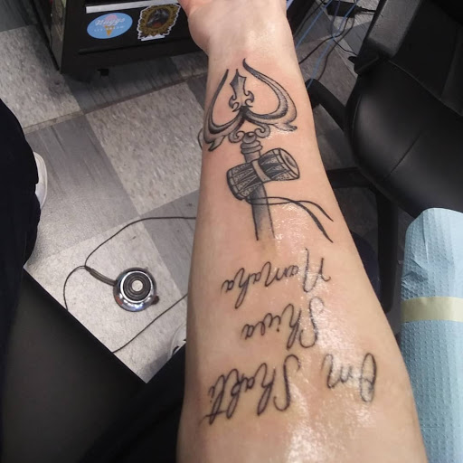 Tattoo Shop «Bonaroo Tattoo», reviews and photos, 15464 E Mississippi Ave, Aurora, CO 80017, USA