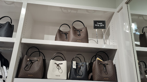 Fashion Accessories Store «Michael Kors», reviews and photos, 1800 Sawgrass Mills Cir #2630, Sunrise, FL 33323, USA