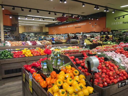 Grocery Store «Hannaford Supermarket», reviews and photos, 21 Essex Way, Essex Junction, VT 05452, USA