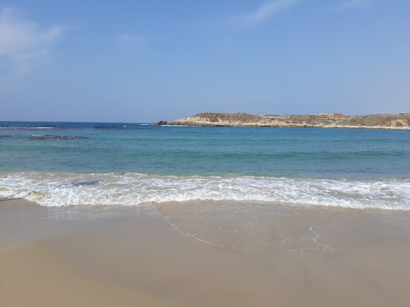 Photo de Dor Beach - endroit populaire parmi les connaisseurs de la détente