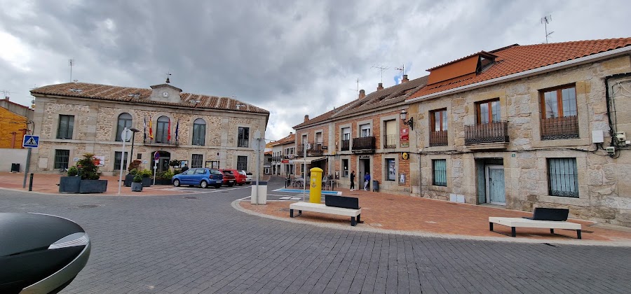 PLAZA de TOROS LA CANDELARIA de Valdemorillo.