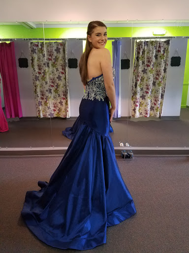 Bridal Shop «Potomac Bridals - Hagerstown Bridal, Prom, Tuxedo, Special Occasions», reviews and photos, 710 Dual Hwy, Hagerstown, MD 21740, USA